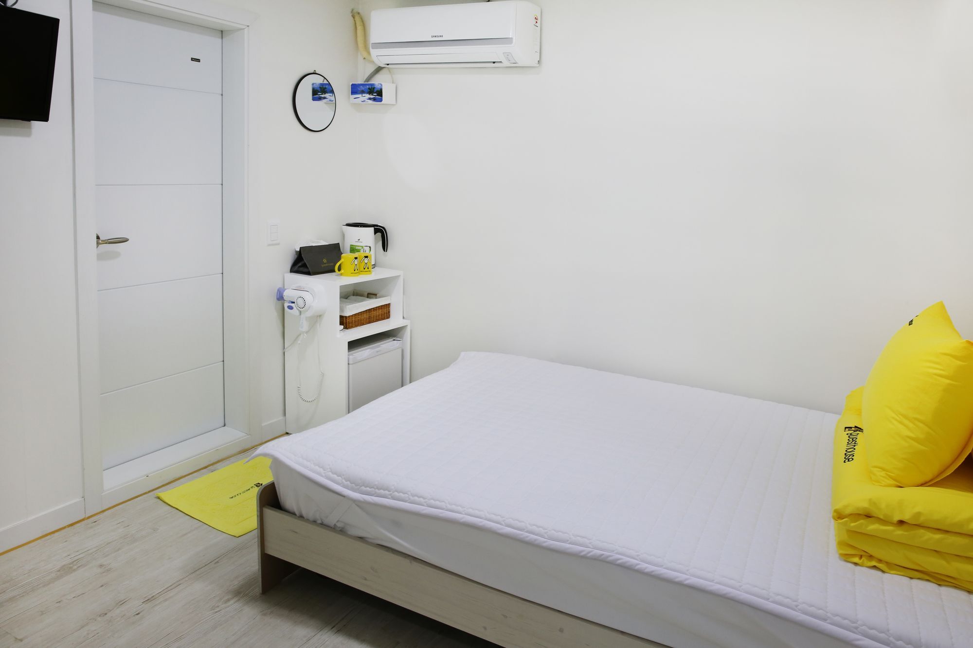 24 Guesthouse Yeosu Exterior photo