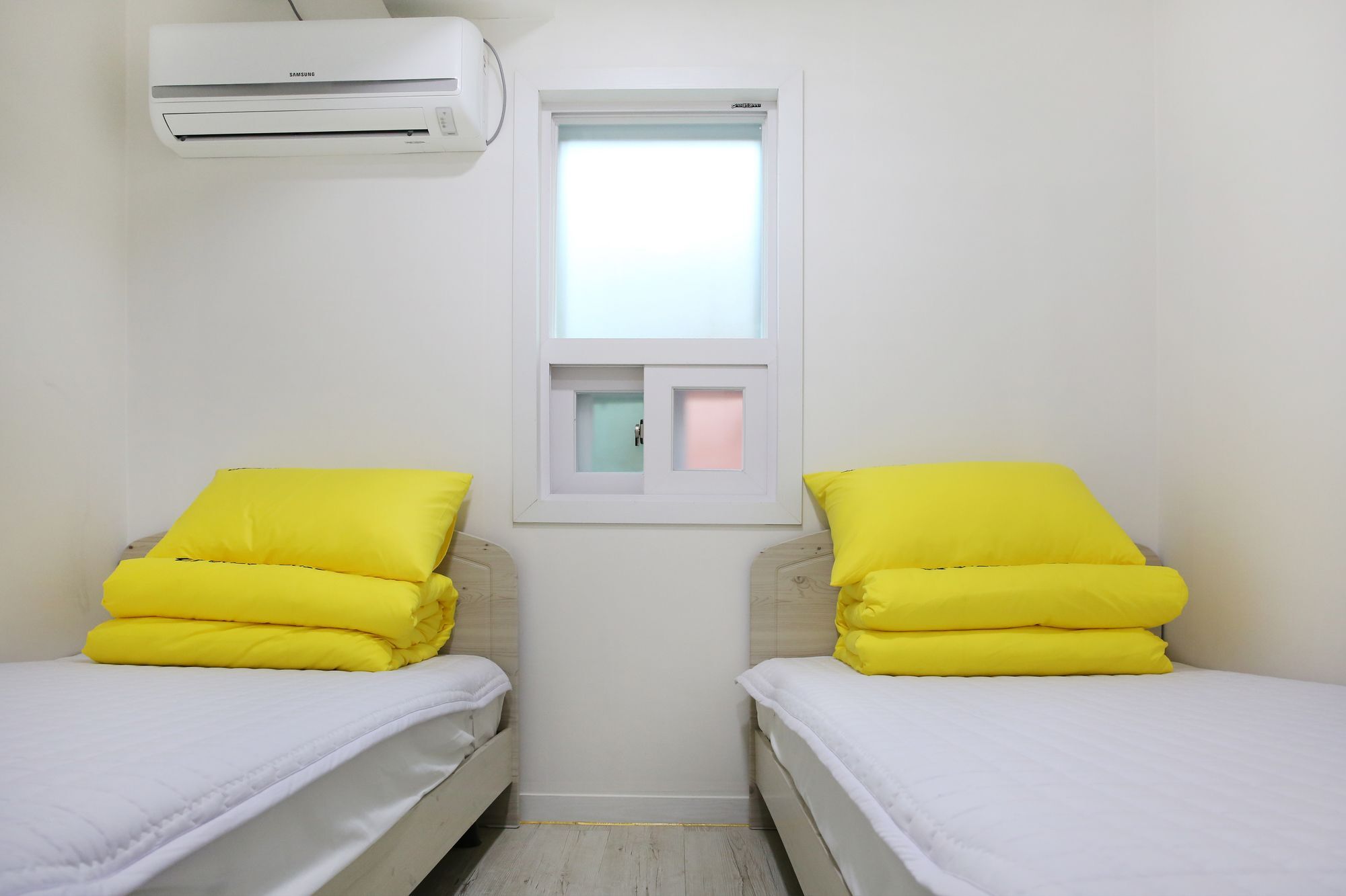 24 Guesthouse Yeosu Exterior photo